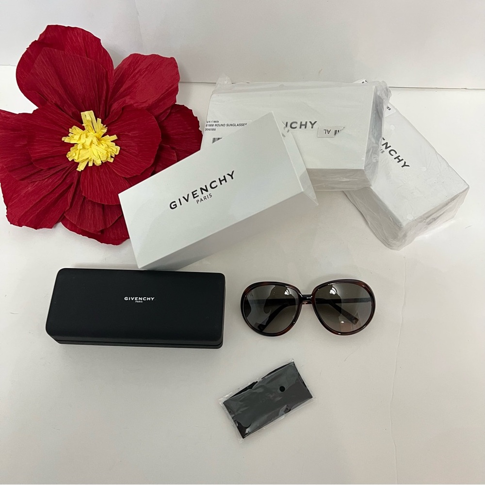 Givenchy 61mm Gradient Round Sunglasses In Dark Havana & Brown Gradient -Reemoly